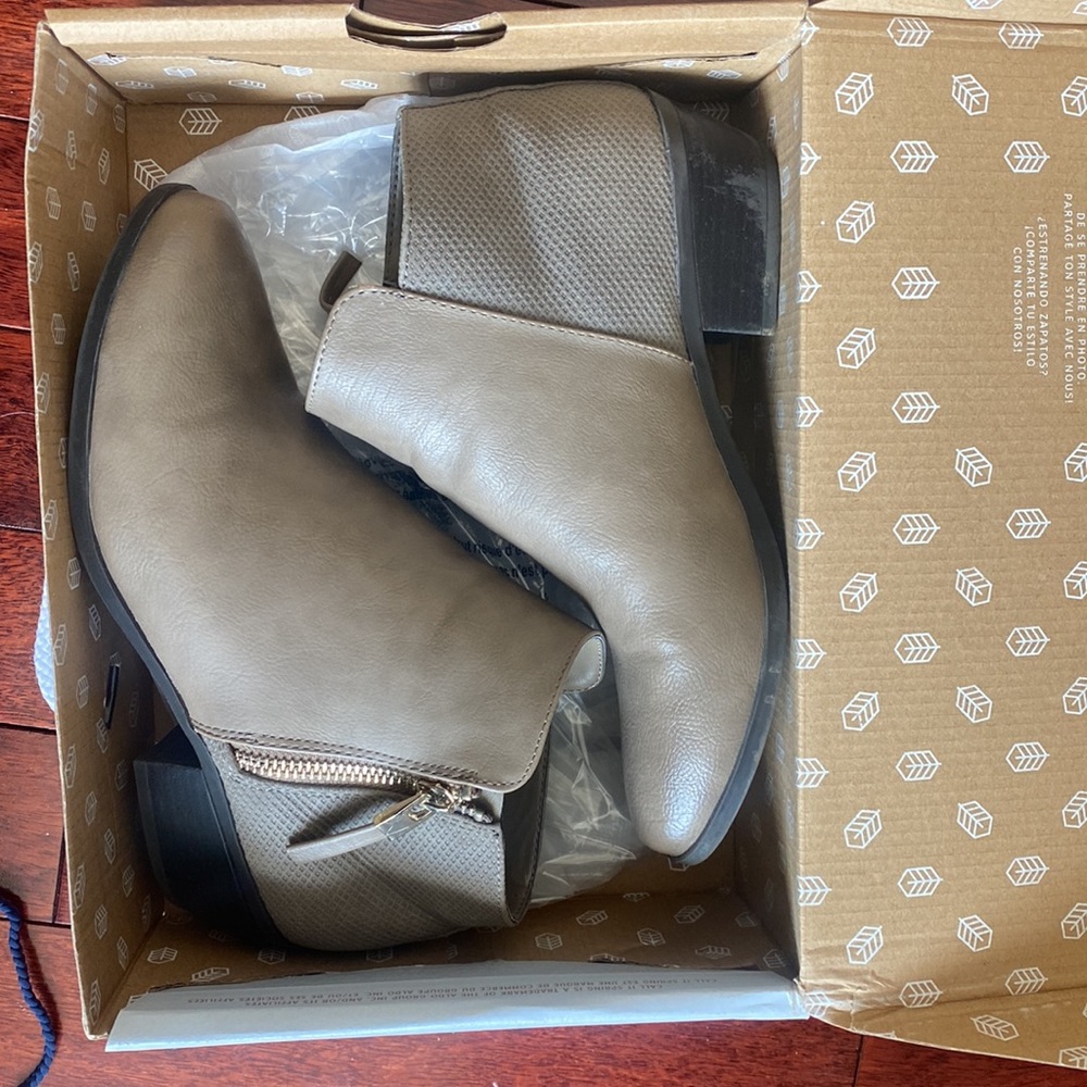 Short booties - Picture 4 of 4